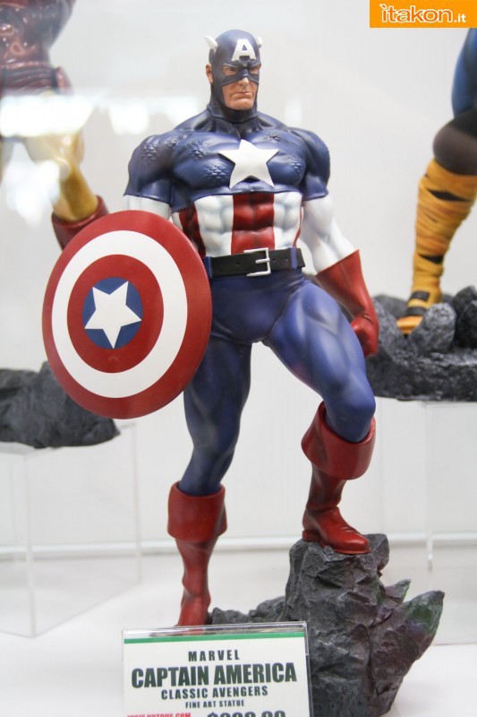 [Kotobukiya] Marvel: Captain America Classic Avengers Fine Art Statue Kotobukiya-sdcc13-part1-10-533x800