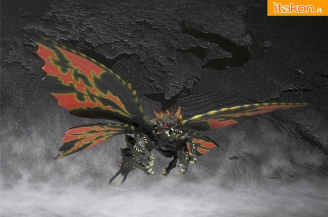 [Bandai] S.H. Monster Arts Battra SH-MonsterArts-Battra-1-650x430