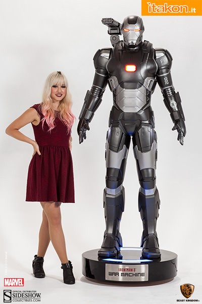 [Beast Kingdom Toys] Iron Man 3: War Machine Life-Size Figure War-Machine-War-Machine-Life-Size-Figure-di-Beast-Kingdom-5