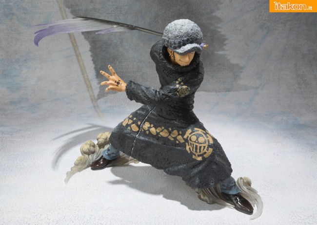 [Bandai] Figuarts ZERO One Piece: Trafalgar Law Battle ver. Trafalgar-law-figu-zero-battle-bandai-One-piece-anteprima-2-650x462