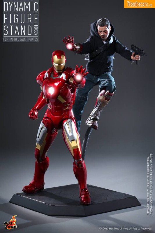 [Hot Toys] Dynamic Figure Stand ACS001 1472888_10151770508782344_1228306916_n-533x800