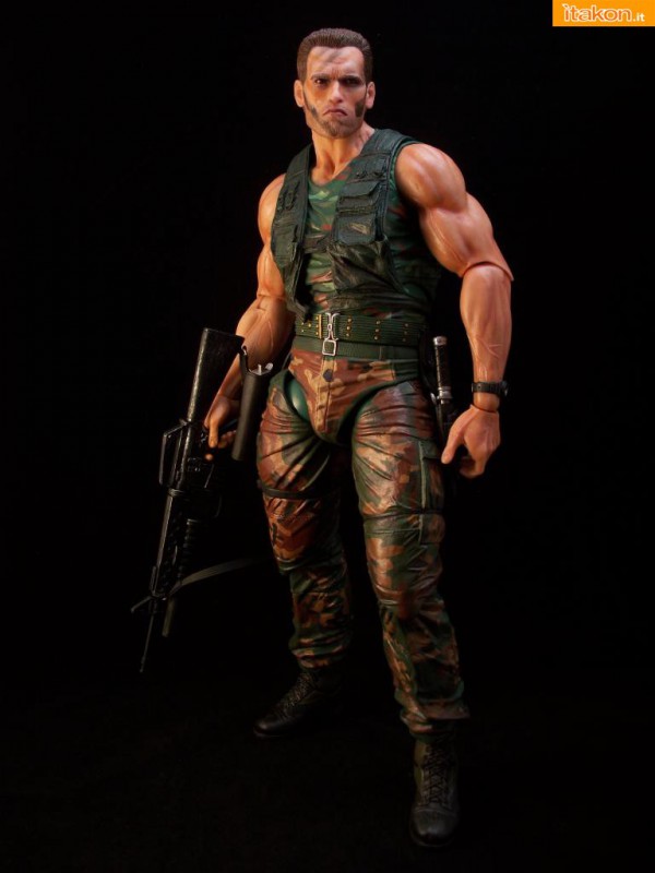 [NECA] Predator - Dutch 1/4 Dutch-18-inch-action-figure-di-Neca-3-600x800