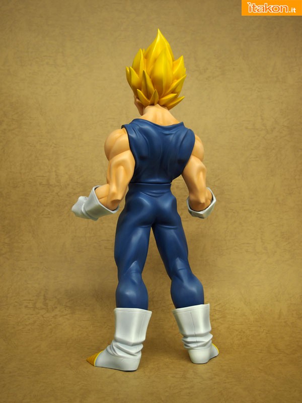 [X-Plus] Dragon Ball Z - Vegeta SSJ - 1/4 Scale Vegeta-SSJ-Gigantic-Series-04