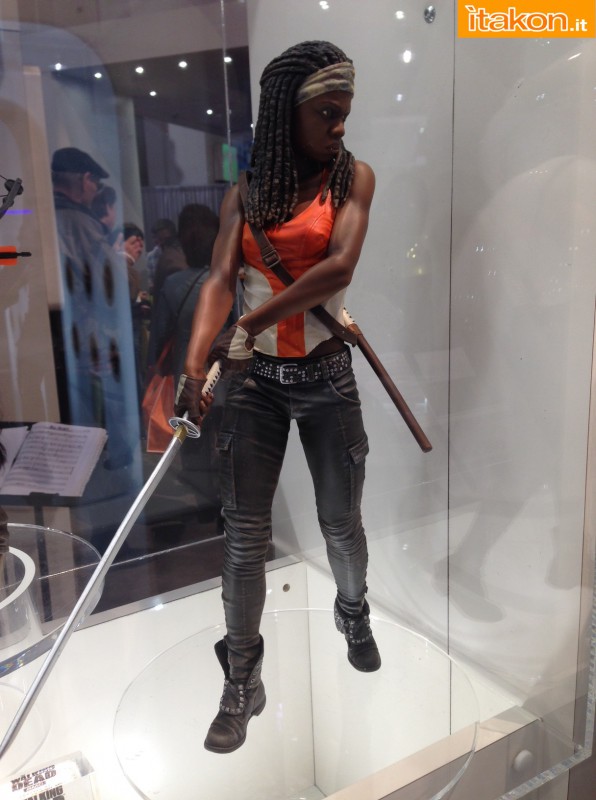 [Gentle Giant] The Walking Dead: Michonne Statue - 18" scale 410-596x800