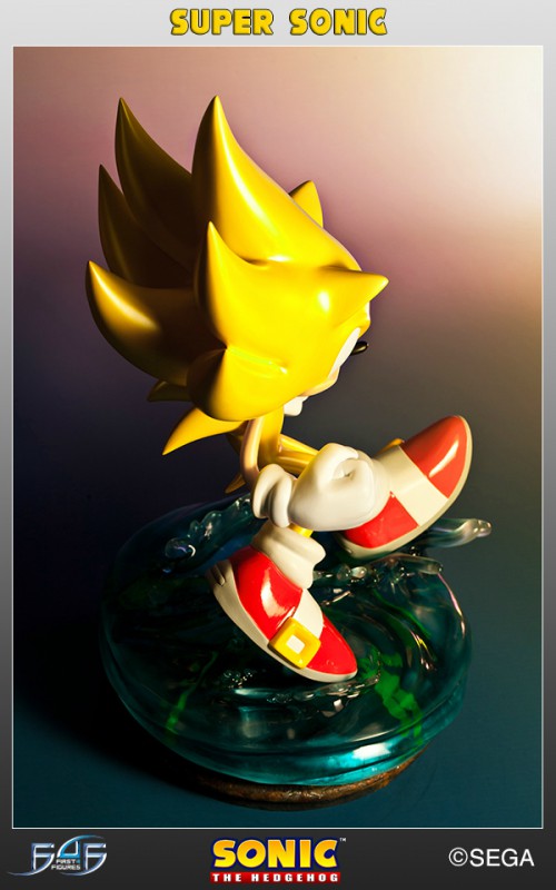 [First 4 Figures] Super Sonic Vertical_151-500x800