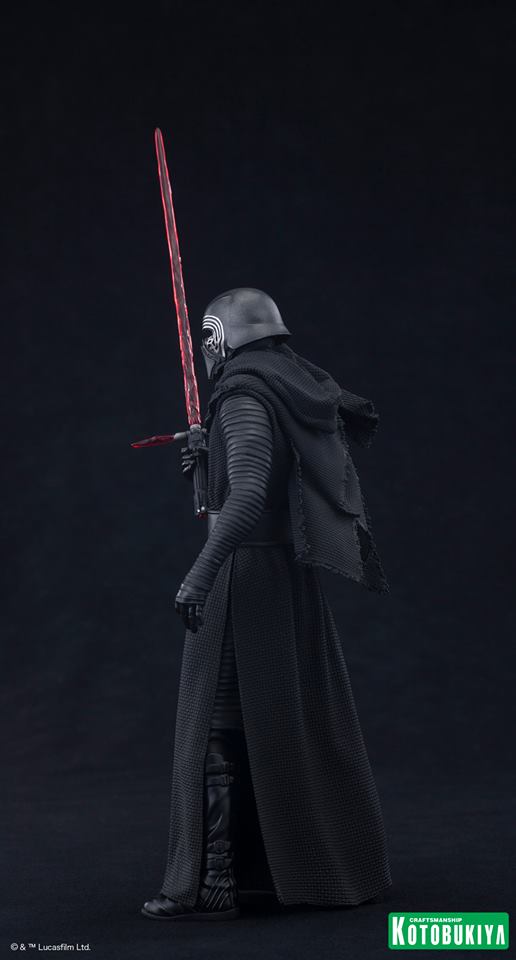 [Kotobukiya] ArtFX+ | Star Wars - Kylo Ren 12509220_1255479007801826_1786209200289045113_n