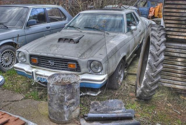 Para llorar: Tremendos Autos Arruinados Y No Precisamente Al Piso Super_cars_08