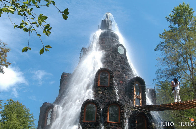 فندق البركان الجبلي الساحر في تشيلي Magic Chile's Water-Volcano Hotel Incredible_magic_mountain_like_chilean_hotel_03