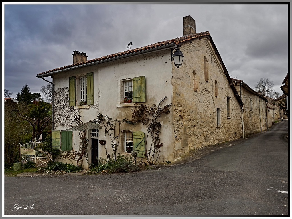 La ville d'Aubeterre 9