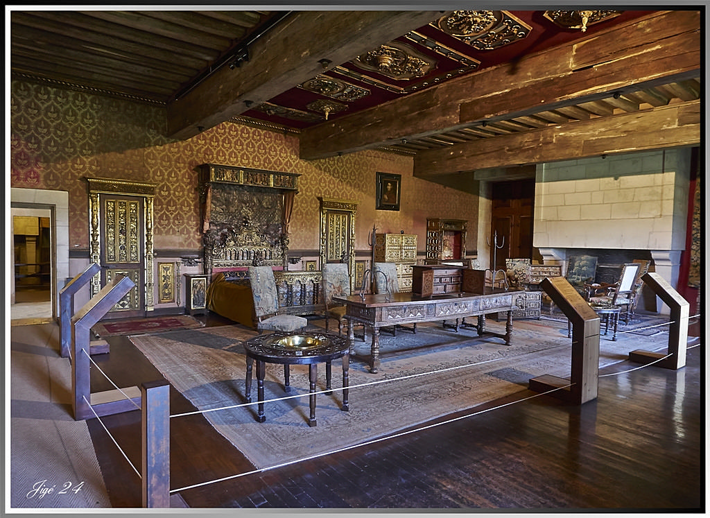 Le château de Bourdeilles en Périgord Bourdeilles-01