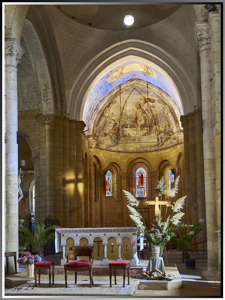 Superbe Périgord : L'abbaye de Cadouin 10