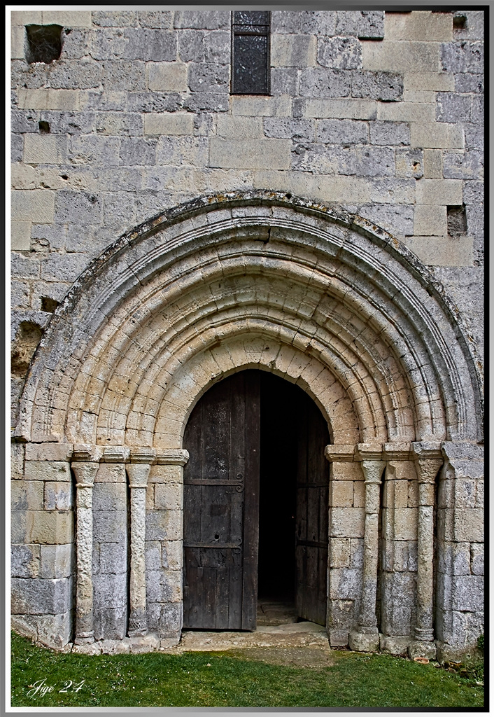 Le prieuré de Merlande près de Périgueux M-002