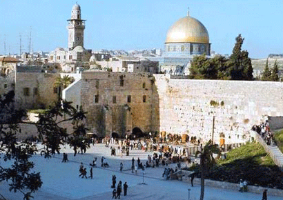 رئيس بلدية القدس يرحب بسفارة فلسطينية في القدس ويرفض تقسيمها Jerusalem7102010