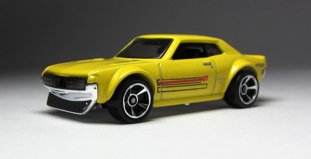 proyecto Celica ST HW Hot-Wheels-2013-1970-Toyota-Celica-yellow-04-640x328