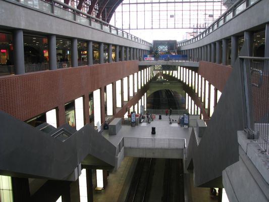 La gare d'Anvers/Antwerpen se Jules-Vernise ! Gare_08