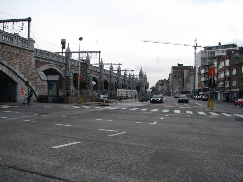 La gare d'Anvers/Antwerpen se Jules-Vernise ! Viaduc_02