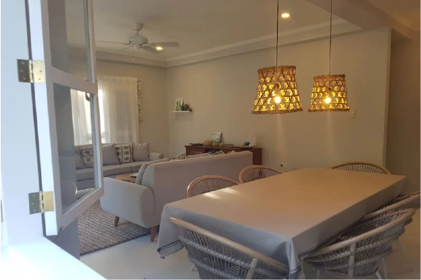 10 Airbnbs tuyệt đẹp ở Siargao để hoàn thành trải nghiệm trên đảo của bạn Can-nha-phong-cach-Dia-Trung-Hai-toa-sang