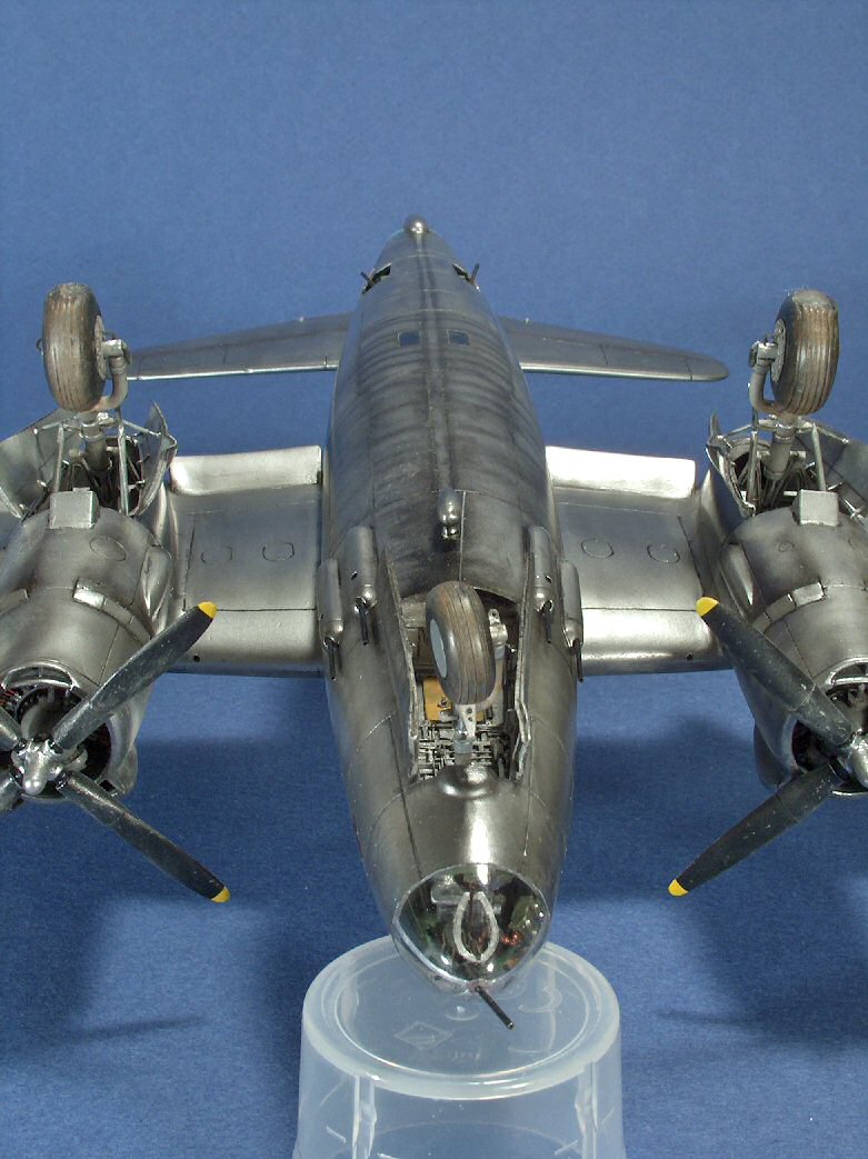 [MATCHBOX] B26  Marauder Français au 1/72 (VINTAGE) Vue_dessous_face