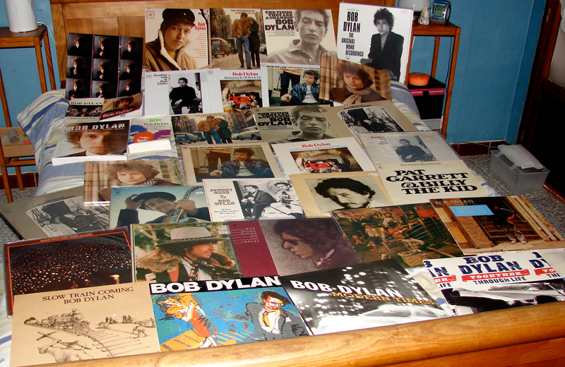 Vue d'ensemble! - Page 2 Dylan-Vinyles