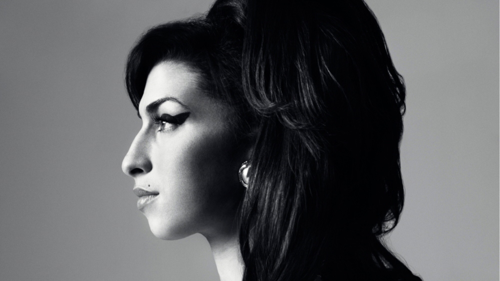 Billboard elege os 50 artistas mais completos de todos os tempos Amy-winehouse1