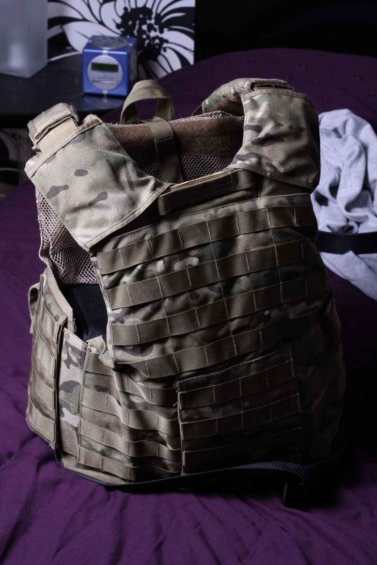 Vds Ciras Swat Multicam (real Crye) + Poches 180euros ! IMG_497