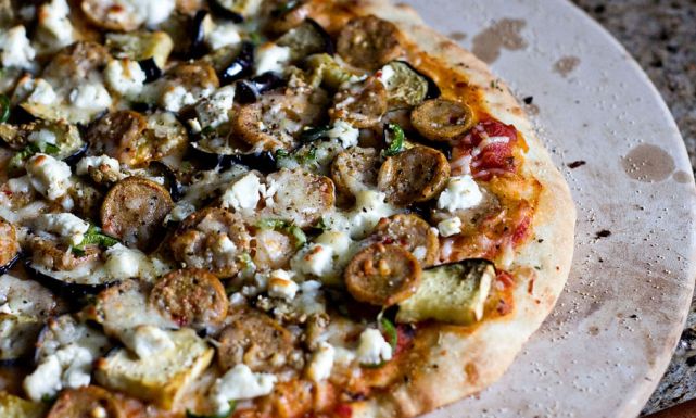  طريقة عمل بيتزا الباذنجان 0eggplant%20pizza0