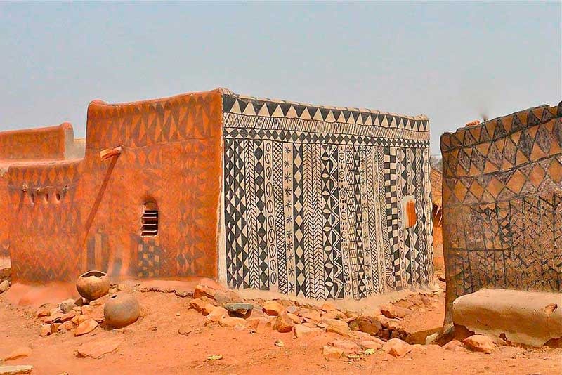 Tiébélé, el pueblo africano donde cada casa es una obra de arte 167