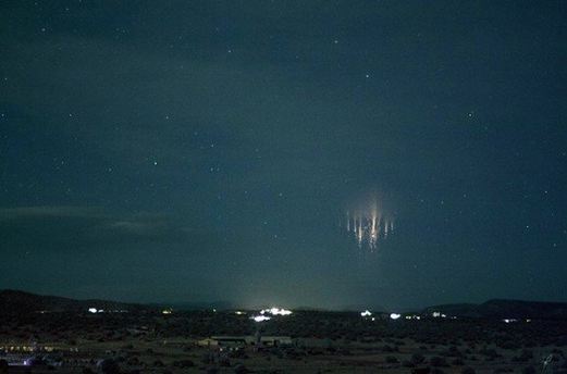 La NASA capta un misterioso espectro rojo gigante sobre México  A8F