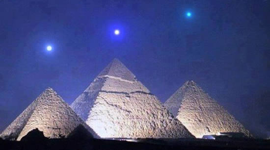 3 Dic 2012: Planetas se alinean a las Pirámides de Giza 53382344B