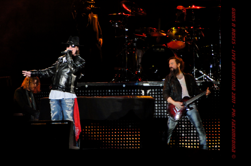 Guns N Roses - Latin American Tour 2011 - By Facumedina 32E03C084