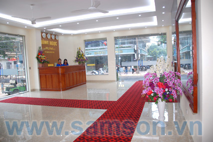 Du lịch nghỉ dưỡng: Khách sạn Hồng Ngọc Sầm Sơn, khách sạn mới 2 sao hoạt động 2015 Le_tan_khach_sn