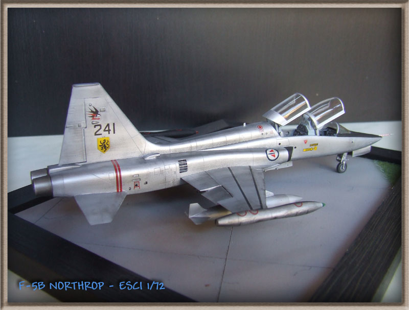 F-5B NORTHROP Norvégien - 1/72 [ESCI] F-5B106