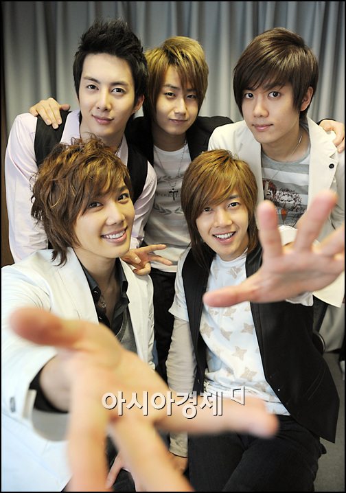 صور فرقة ss501 الكورية  2008032407235976913_3