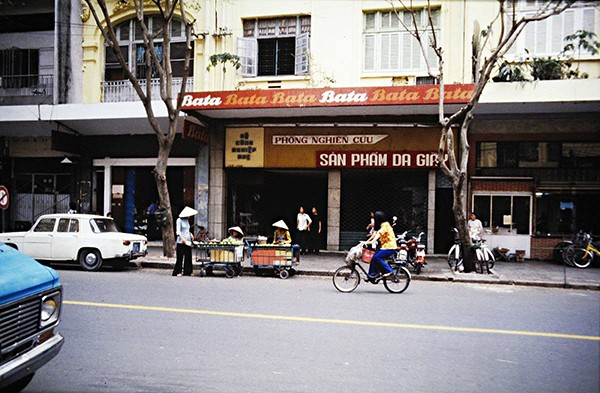 Hà Nội - Huế - Đà Nẵng - Sài Gòn vào năm 1979 Anh_15