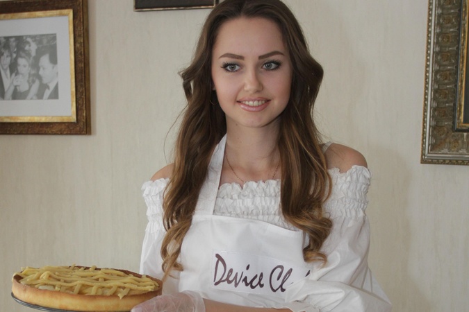 Adriana Khasanshin (UKRAINE 2014) 24002455