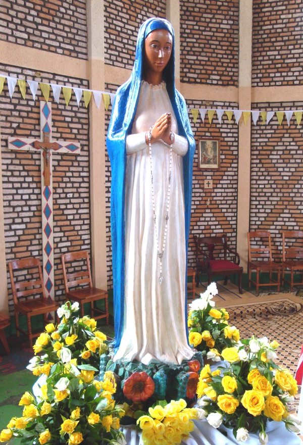 Vestine Salima (Une des voyantes de la Vierge Marie à Kibého) : Son message ou le message de la Vierge Marie ? 8jpg