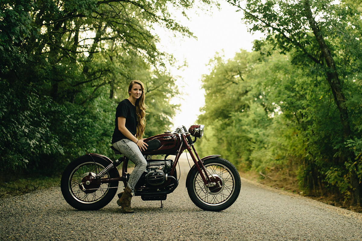 Babes & Bikes - Page 5 Gt-moto-1