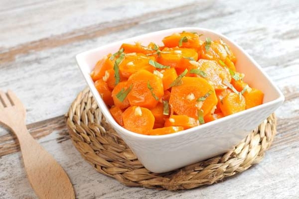 وصفة سلطة الجزر المسلوق Carrot-salad