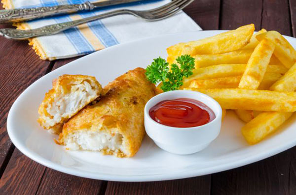 السمك مع البطاطس  Fish_and_chips