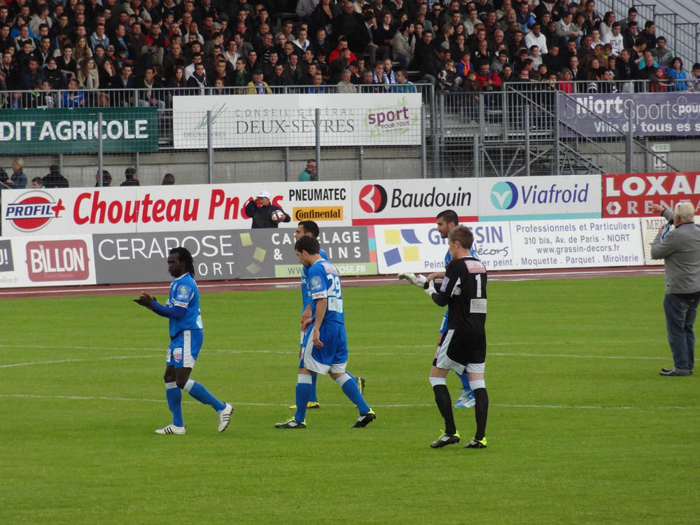 = Niort - Beauvais Photos et vidéos du match = DSC00704