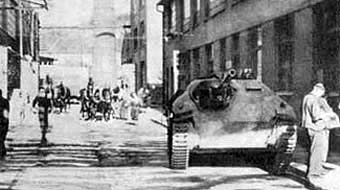 Le soulèvement et la libération de Prague, 5-12 mai 1945 Hetzerb