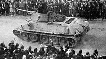 Le soulèvement et la libération de Prague, 5-12 mai 1945 T34c