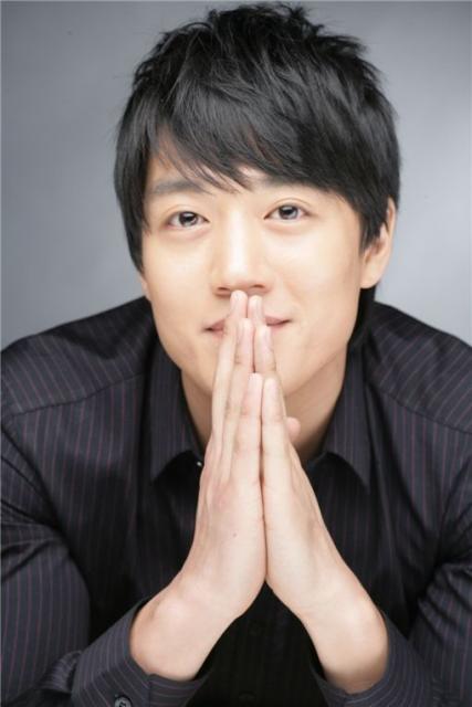 Kim Rae Won 73