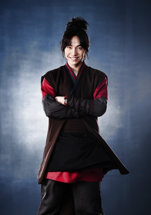 Gu Family Book . Soartă de erou (2013) Gu-Family-Book14