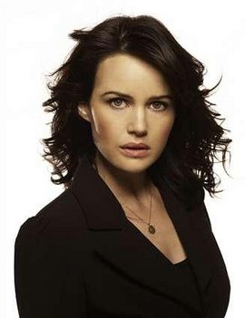 Kiara Riddle- Delanquar-McConn's Profile (fixed) Carla_gugino_001