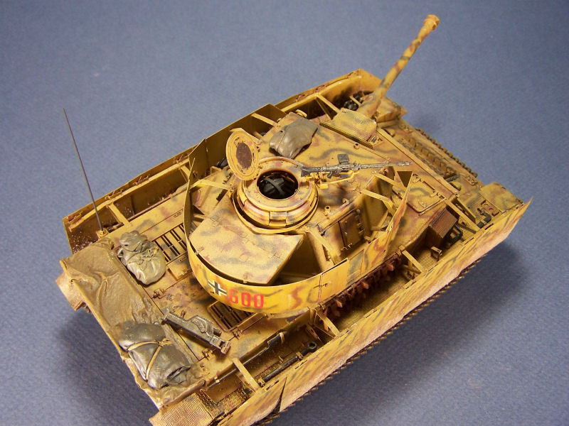 Panzer III, Pz IV, Elephant, 88mm, mes maquettes finies!!! 071009%20(12)