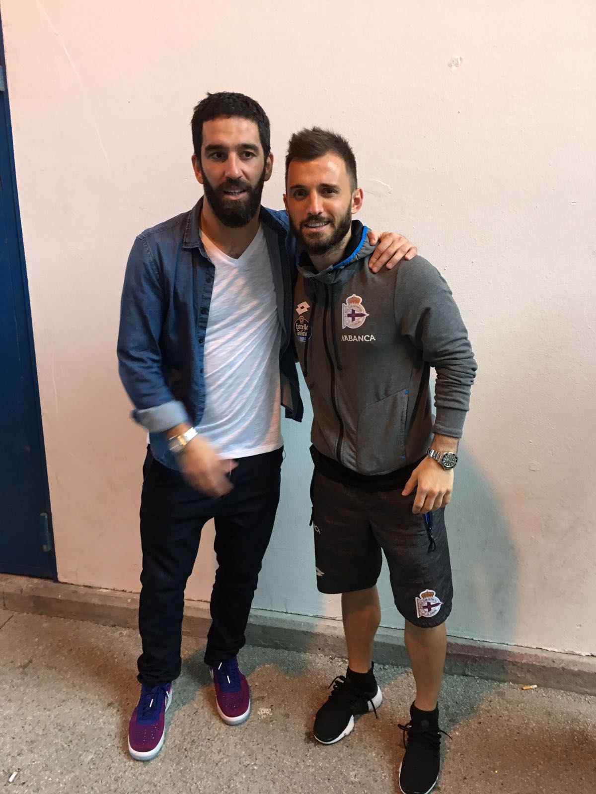 ¿Cuánto mide Emre Çolak? Kralspor3602