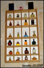 Pour les collectionneurs : La folie de .... Photo%20divers%20echantillons%20parfums%20P1010003