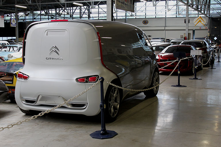 Reportage photos - Ma visite du conservatoire Citroën  Citroen_maquette_tubik_2011_2