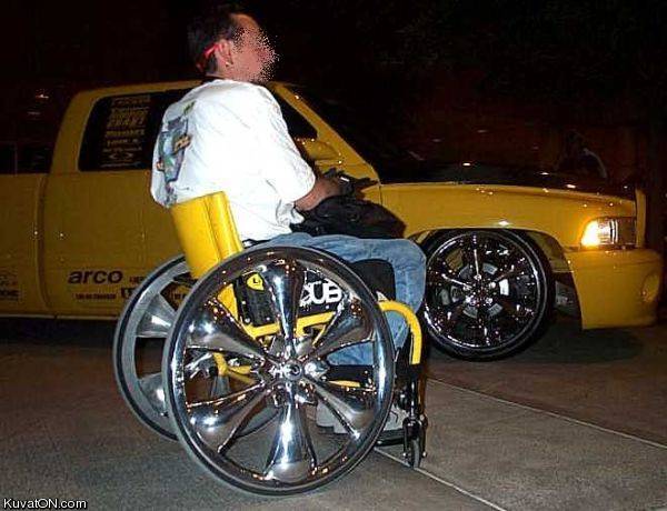 Le topic des images - Page 14 Pimp_my_wheelchair